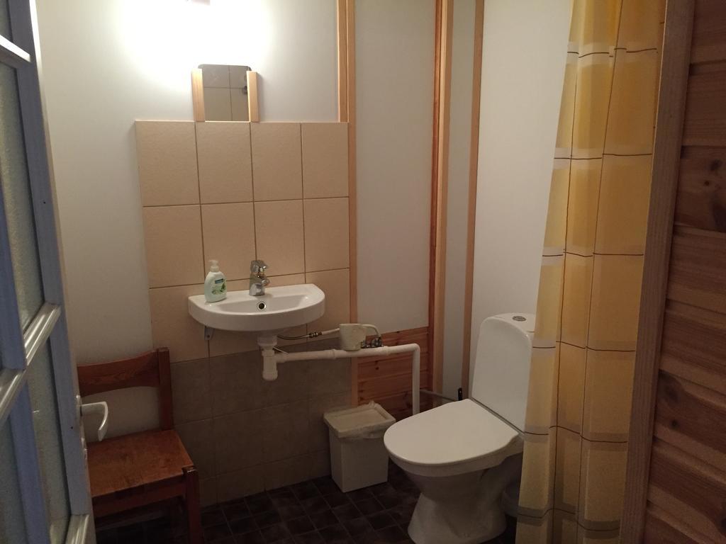 Laane Pansion Bed & Breakfast Kasmu Ngoại thất bức ảnh